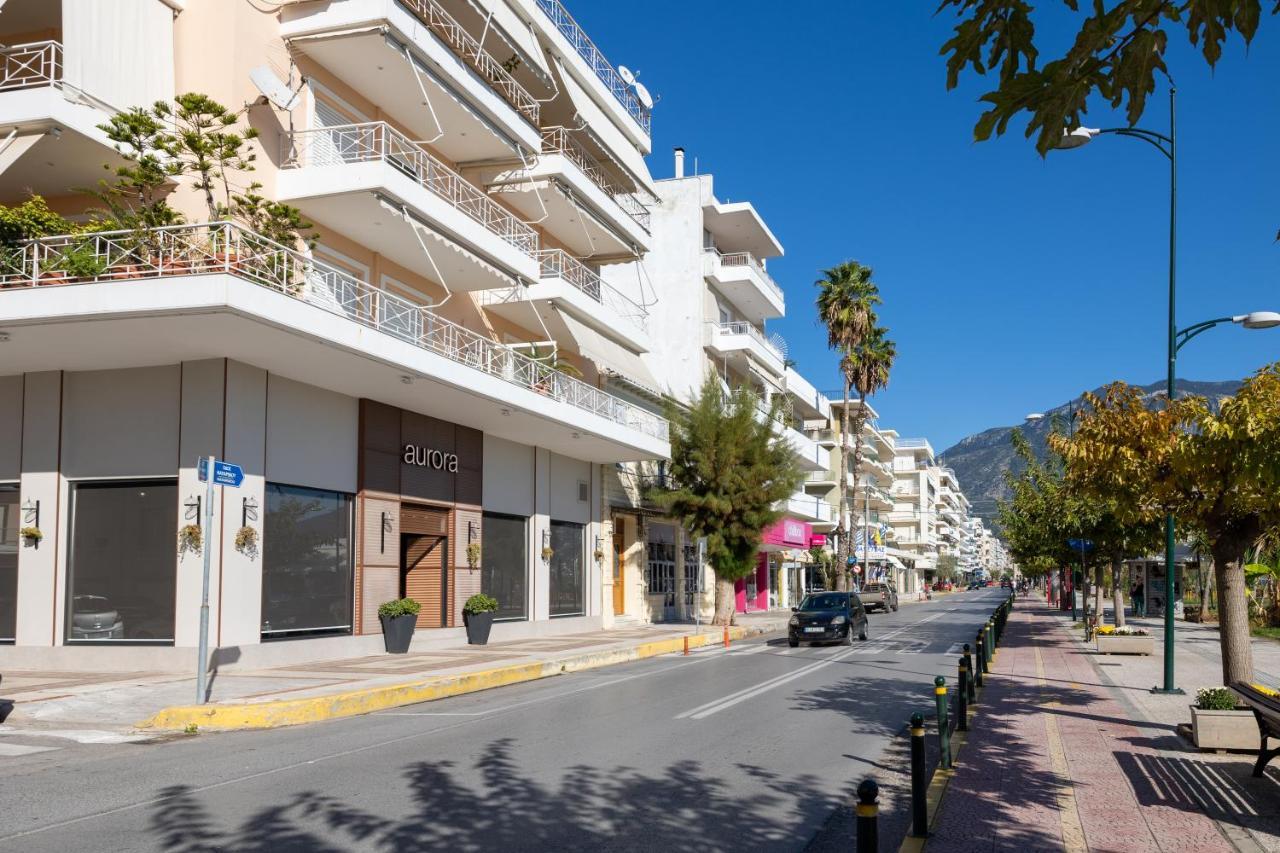 Seaside Penthouse In Kalamata Apartment Exterior photo